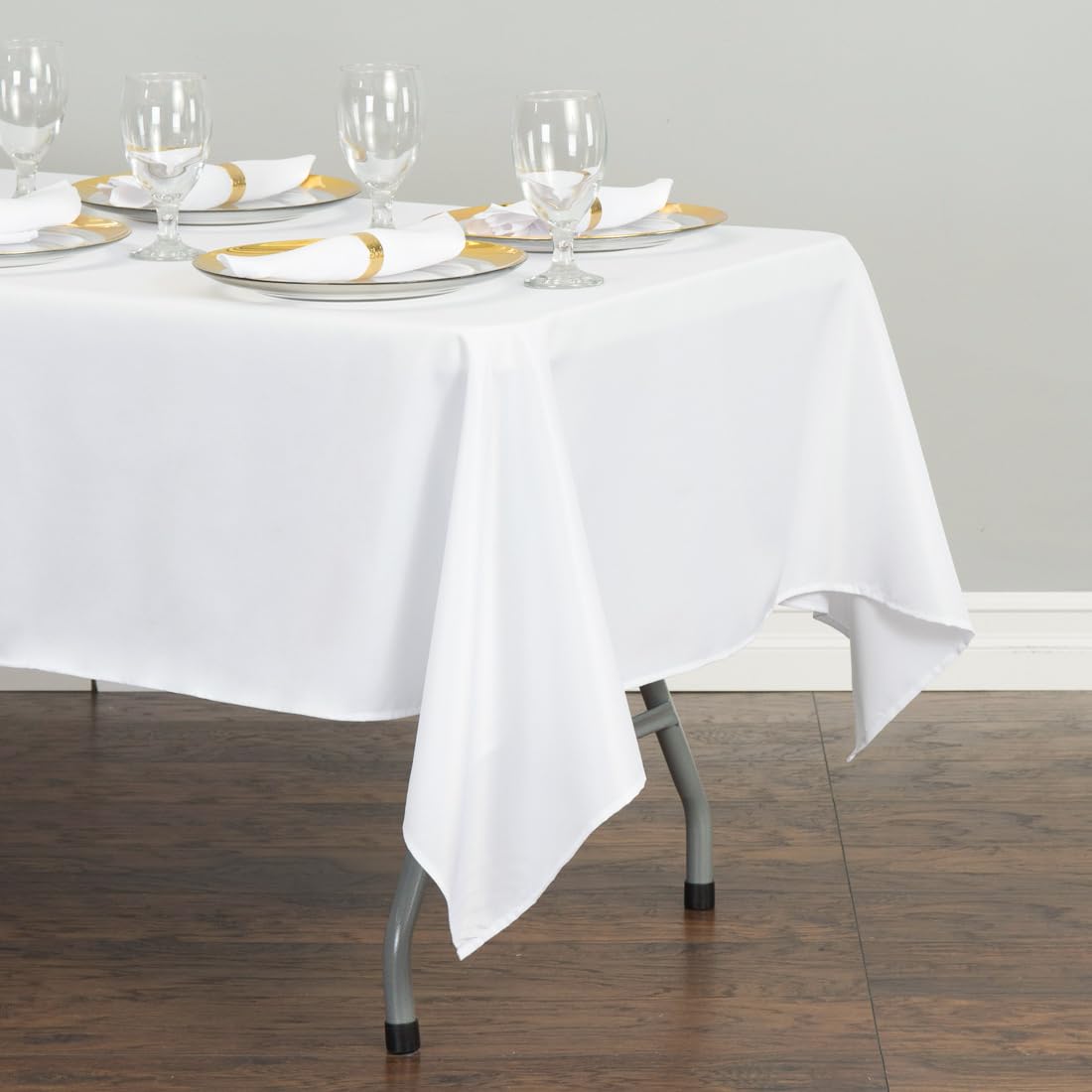 Ltc Linens 5 Pack White Rectangular Tablecloths 60 X 102 Inch For 6 Feet Rectangle Banquet Tables With Half-Drop - Stain And Wri