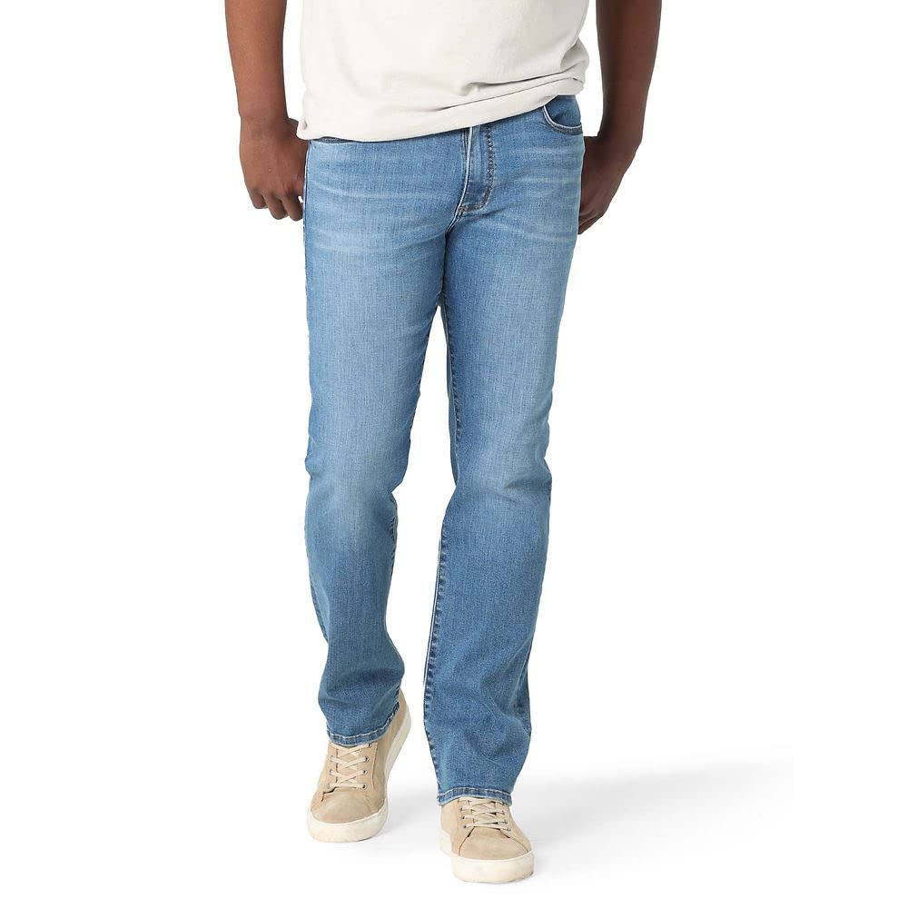 Lee Mens Extreme Motion Regular Fit Straight Leg Jeanneeson33W X 30L