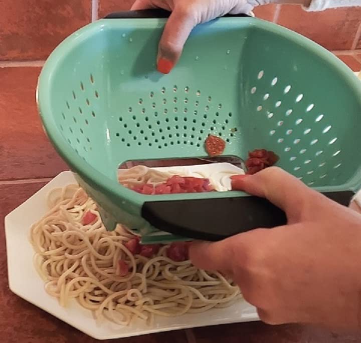 Trap Door Colander-Heavy Duty Plastic Food Strainer For Straining Pasta, Vegetables, Fruit-Perfect Kitchen Gadget For Straining/