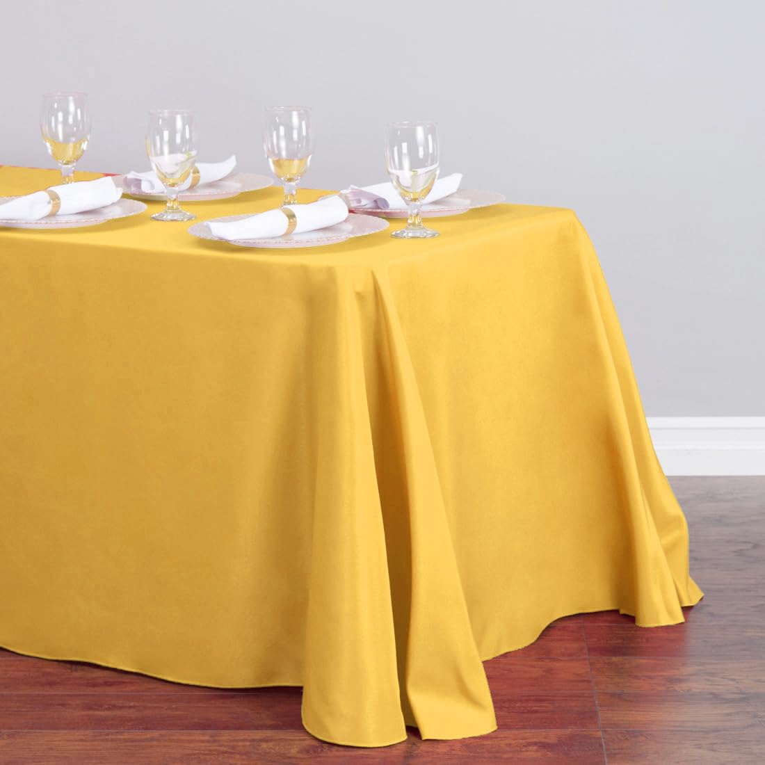Ltc Linens 10-Pack Bulk Rectangular Tablecloths 90 In X 132 In With Rounded Corners - Gold Table Cloths For 6 Ft Rectangle Table