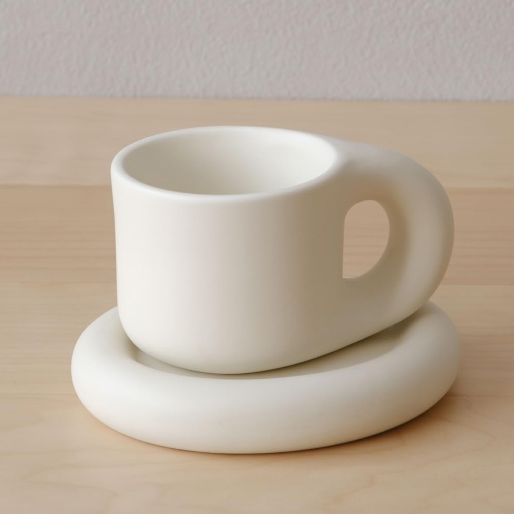 WENSHUO Ceramic Coffee Mug with Saucer, Cute Chubby Cup, 9 oz, Matte Crme