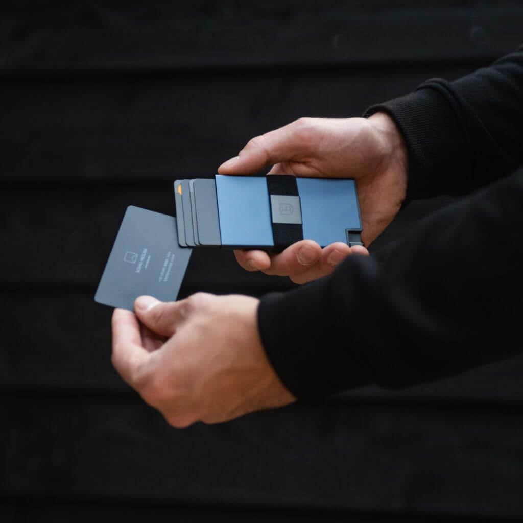 Ekster Aluminum Cardholder - 02-Inch Slim Minimalist Wallet - Expandable Backplate, Rfid Blocking Layer, Durable Space-Grade 606