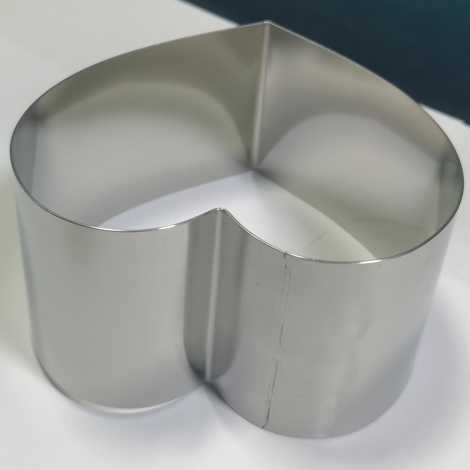 Sadyfon 6 Inch Heart Shaped Cake Pan, Bottomless Cake Mould For Wedding, Stainless Steel, Measuring 6 X 3 Inches (15 X 8 Cm)