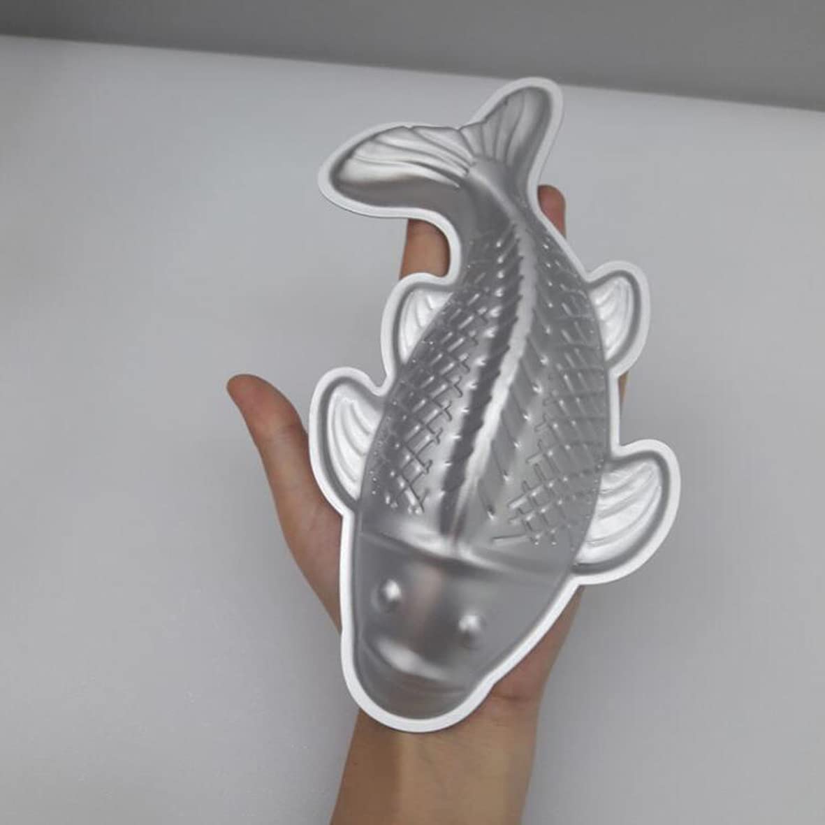 Qfyfgyt 3D Aluminum Alloy Carp Cake Bakeware, Fondant Cake Decoration Bakeware, Fish-Shaped Cake Mold (9 Inch)