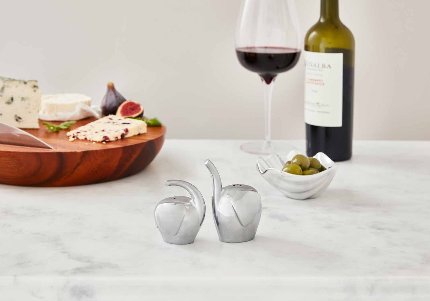 Nambe Savanna Collection Elephant Salt & Pepper Shakers | Set Of 2 For Home D  Cor | Measures At 3'' X 3'' X 3.5'' | Made With N