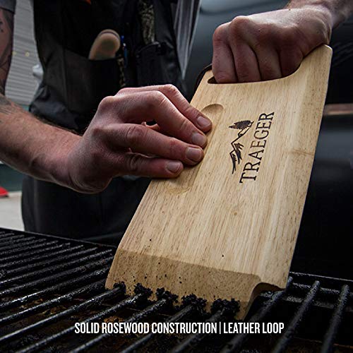 Traeger Grills Bac454 Wooden Scape Grill Scraper Grill Accessory