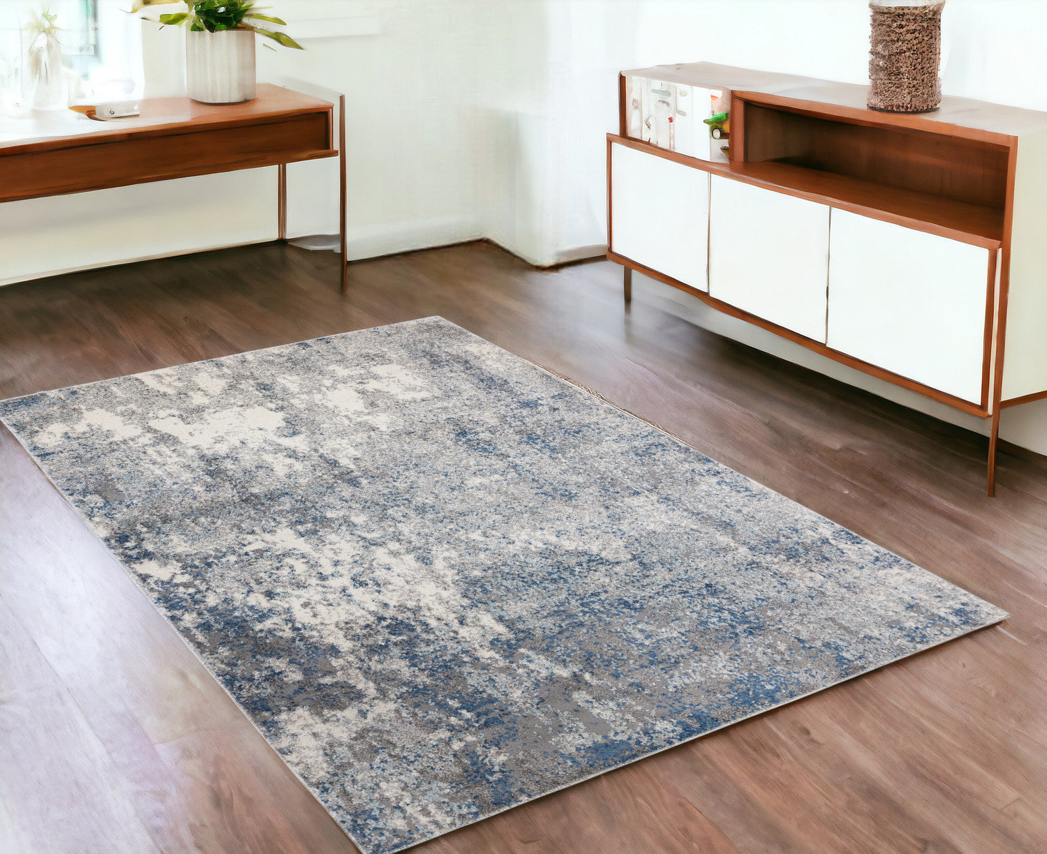 4 X 6 Gray and Beige Abstract Power Loom Area Rug