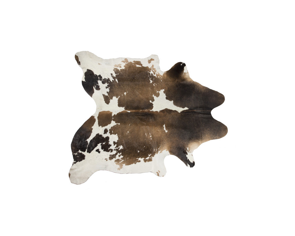 5 X 7 Light Brown and White Cowhide Hand Knotted Area Rug