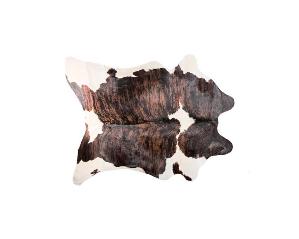 5 X 7 Brown and White Cowhide Hand Knotted Area Rug