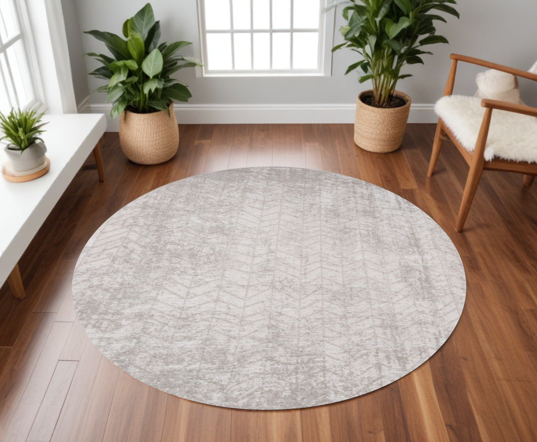 5 Gray and White Round Chevron Non Skid Area Rug