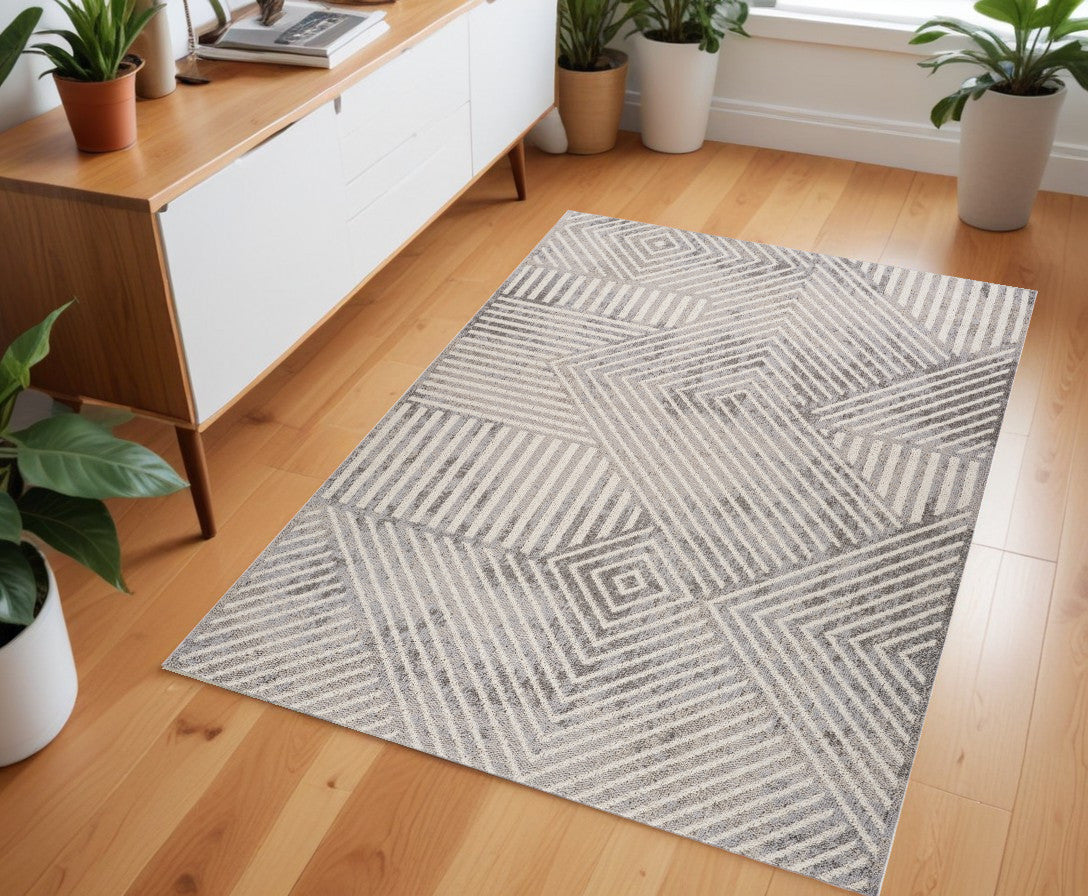 4 X 6 Gray and Beige Abstract Distressed Area Rug