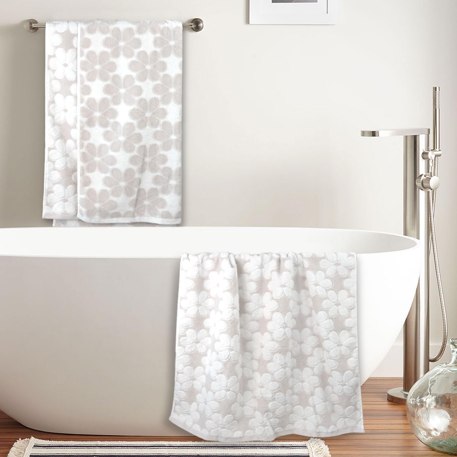Soft Bath Towels 2 Pack, Super Absorbent Shower Towels 27.5X55 Inches, Cute Floral Jacquard Bathroom Set, Cotton, Light Beige