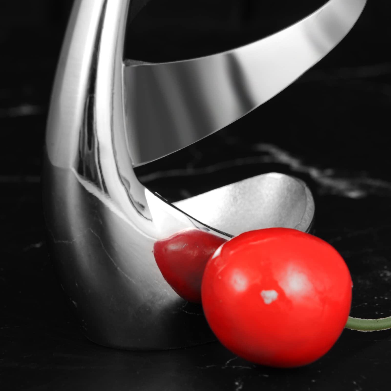 Ansaw Elegant Small Silver Swan Base Holder For Coffee Bar & Dining, Perfect For Wedding & Entertaining Table Decor