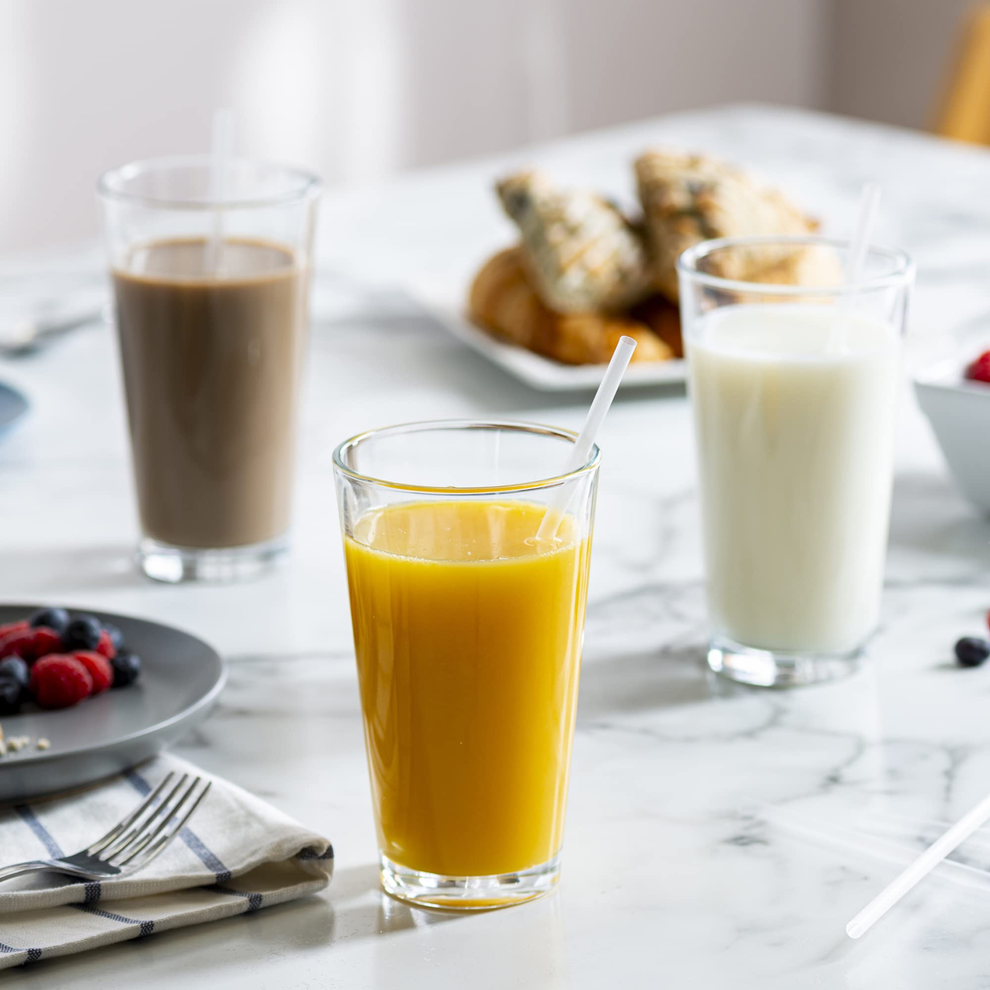 Comfy Package, [500 Pack] Disposable Plastic Drinking Straws - 7.75'' High - Clear