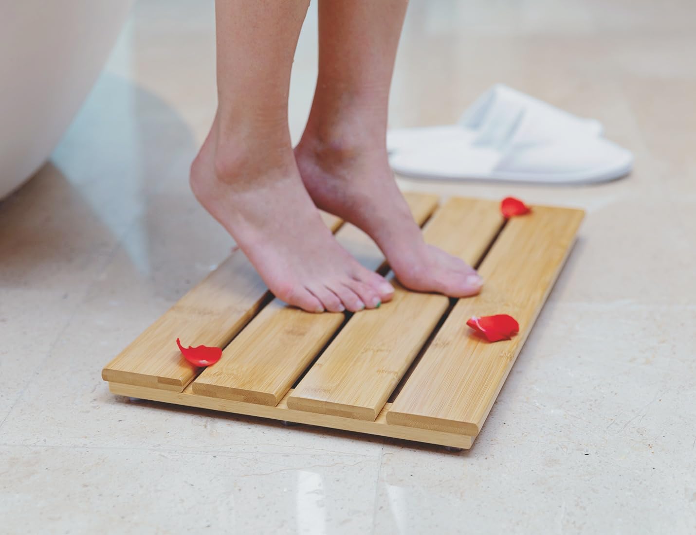 Pelyn Bamboo Wooden Mini Bath Shower Mats For Small Bathroom, Small Bamboo Wood Bathroom Floor Mat, Sturdy And Easy To Clean(15.