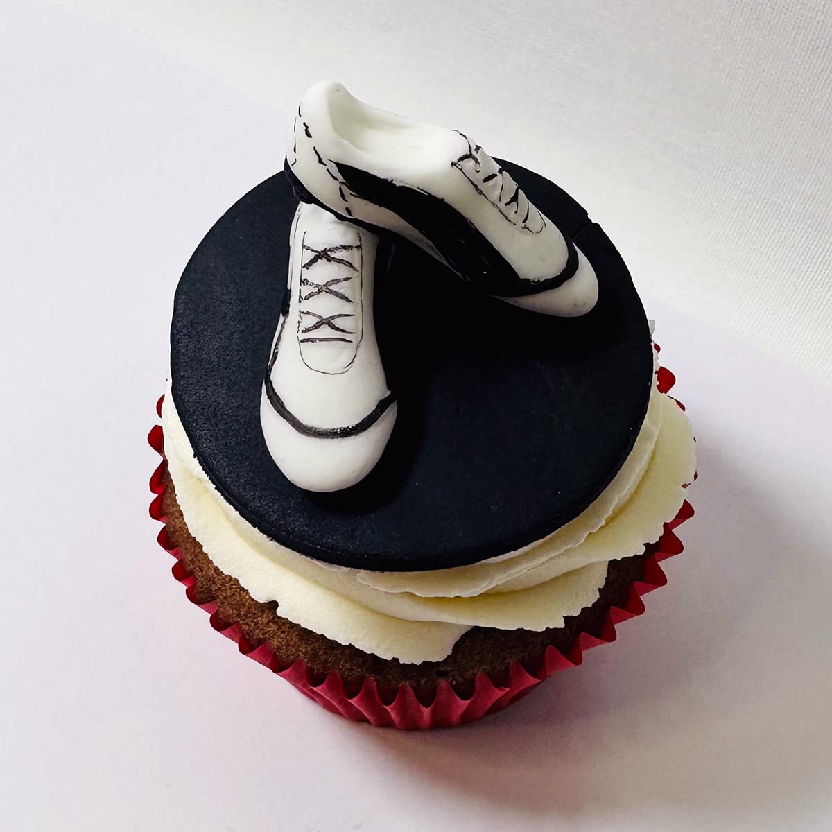 Katy Sue Soccer Shoes/Cleats (Football Boots) Silicone Mold For Cake Decorating & Crafts - Makes Boots 1.5 Inches X 0.5 Inches