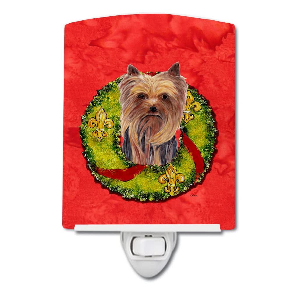 Carolines Treasures SC9094CNL Yorkie Christmas Wreath Ceramic Night Light Compact, UL-Certified, Ideal for Bedroom, Bathroom, N