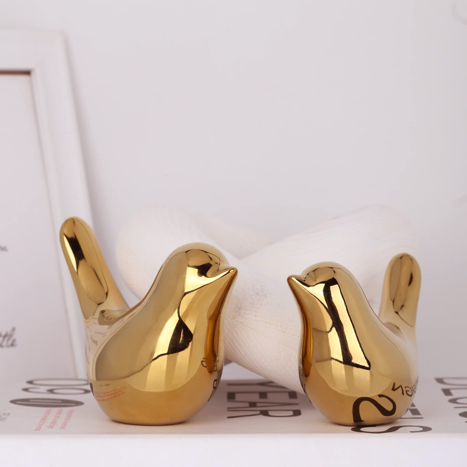 XMGZQ 2 Pcs Gold Decor Accents,Small Animal Statues,Modern Home Decorative, Birds Sculpture, Ornaments for Shelf, Bookshelf, Cof