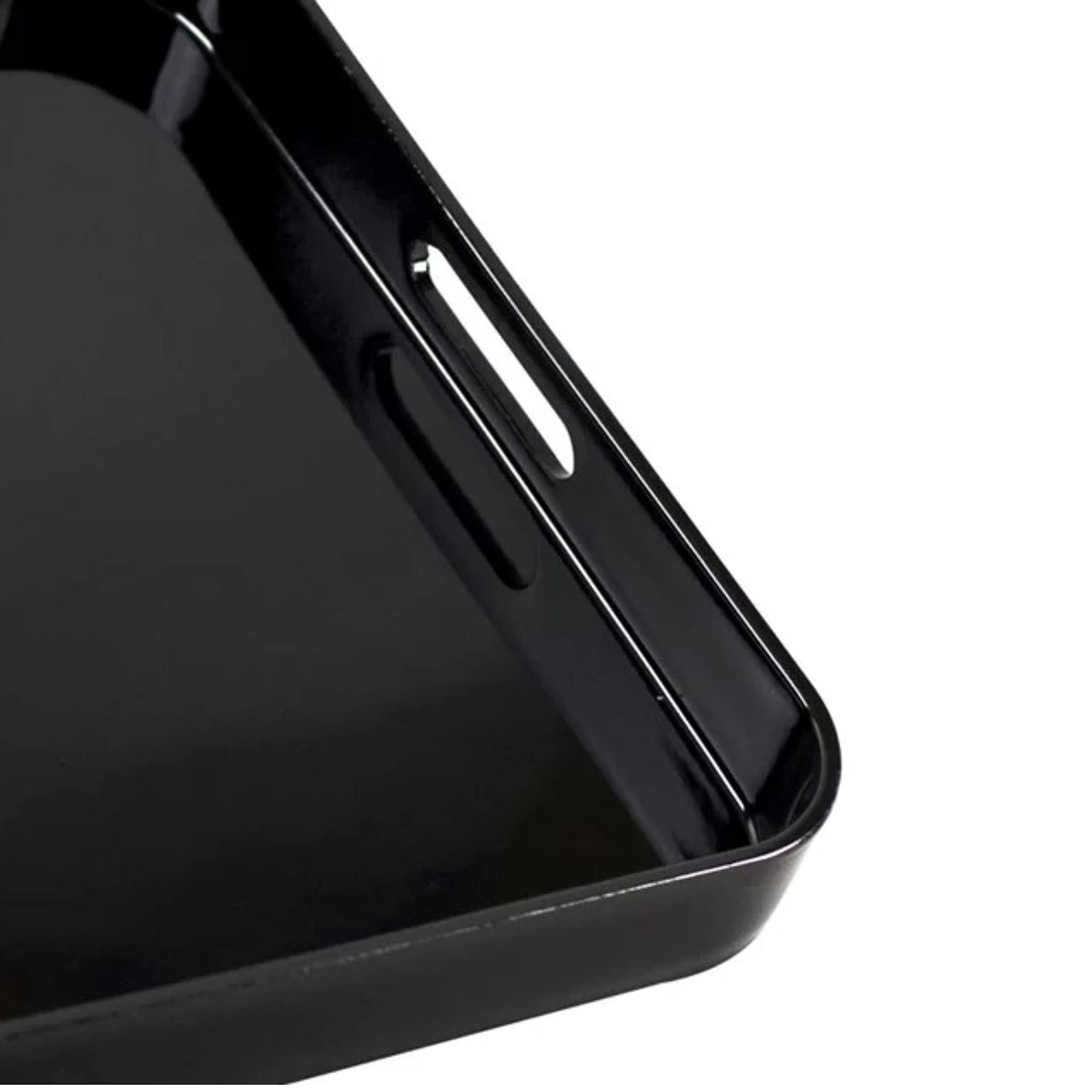 10 Strawberry Street 13.5'' Lacquer Round Serving Tray With Handles, Black