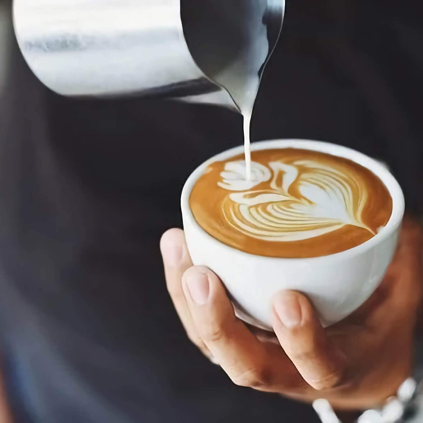 Espresso Steaming Pitcher Milk Frothing-Cup - Stainless Steel Cappuccino Coffee Steamer Jug Matcha Chai Hot Chocolate Cup 32 Oz