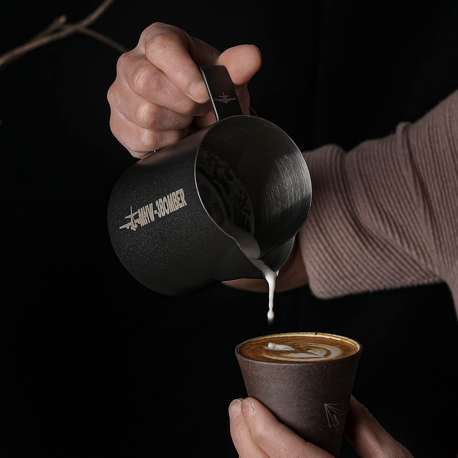 Mhw-3Bomber Espresso Steaming Pitcher Milk Frothing Pitcher Stainless Steel Milk Coffee Cappuccino Latte Art Barista Cup 16.9Oz/