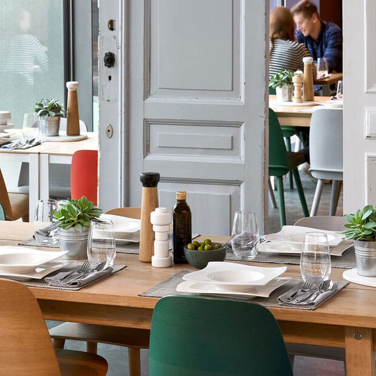 Villeroy & Boch New Wave 30-Piece Basic Dinnerware Set, White