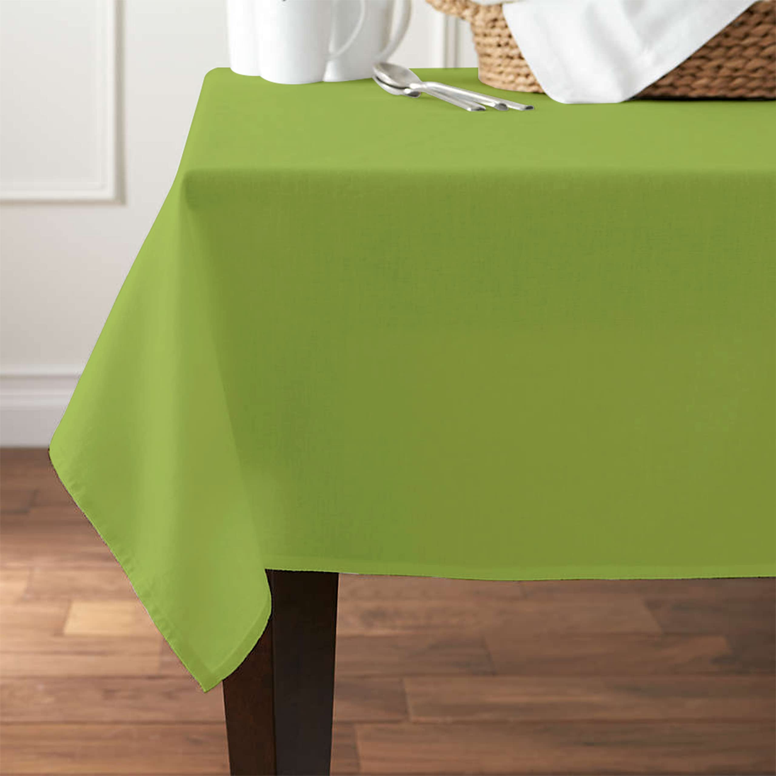 Pomp Apple Green 90 X 156 Premium Polyester Tablecloth  Wrinkle  Stain Resistant Easy Care Fabric  Fits 6Ft Rectangle Table