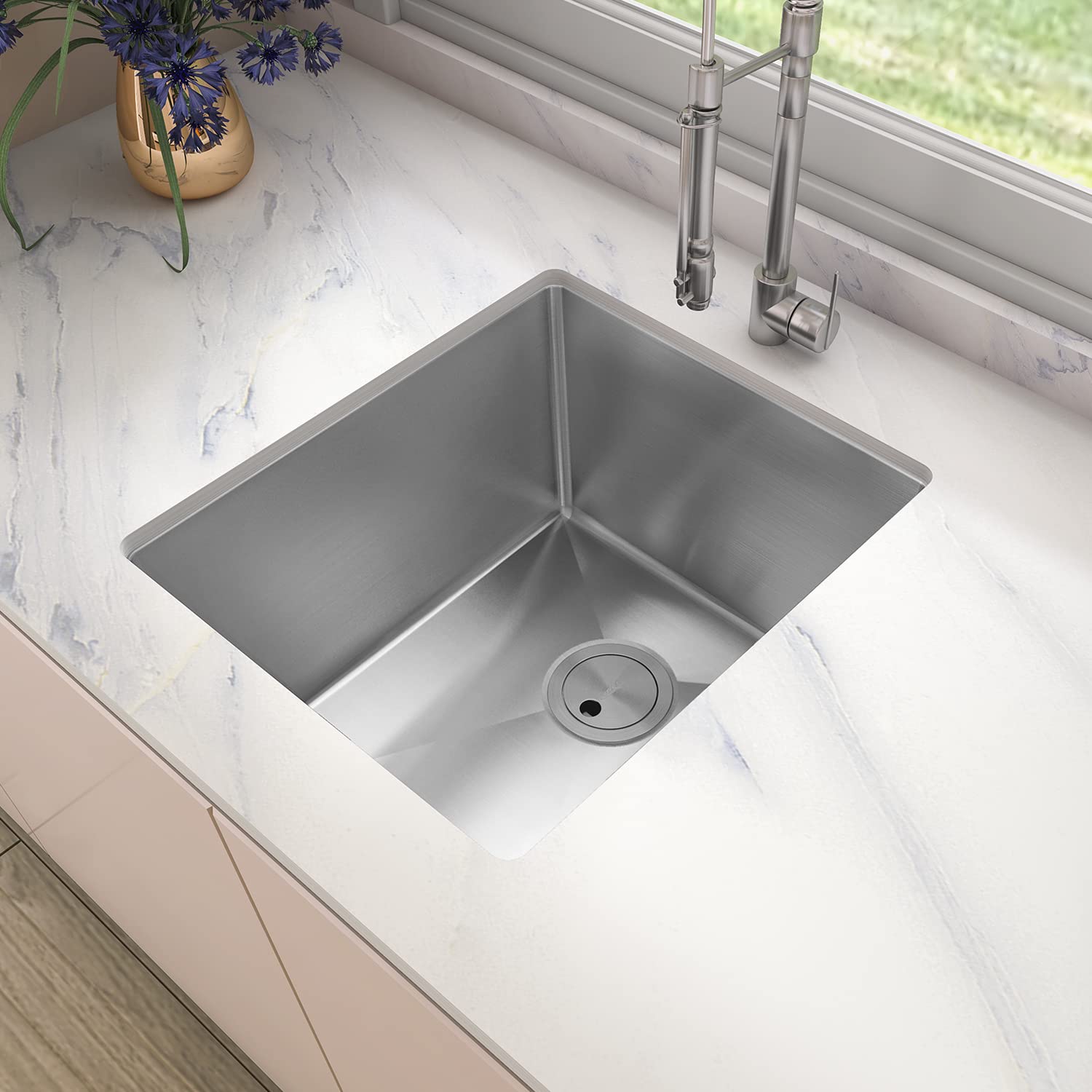 Sinber 16'' X 18'' X 8'' Undermount Single Bowl Kitchen Sink With 18 Gauge 304 Stainless Steel Satin Finish Hu1517S-S (Sink Only