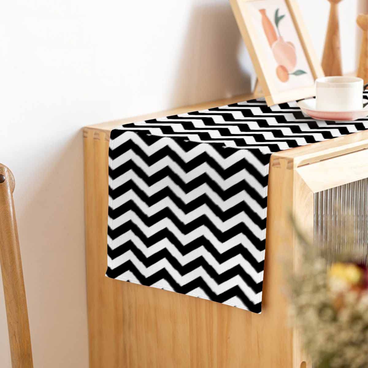 Hosnye Table Runner Black Chevron Zigzag,Cotton Linen Table Runner Decoration For Kitchen Family Dinner Table Holiday Party Farm