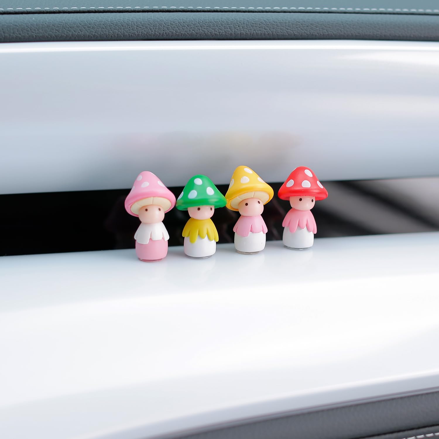 Ygmoner Car Interior Mini Mushroom Frigurines Dashboard Decorations Pack Of 4 Cute Decoration For Vehicle Room Cake (Mushroom)