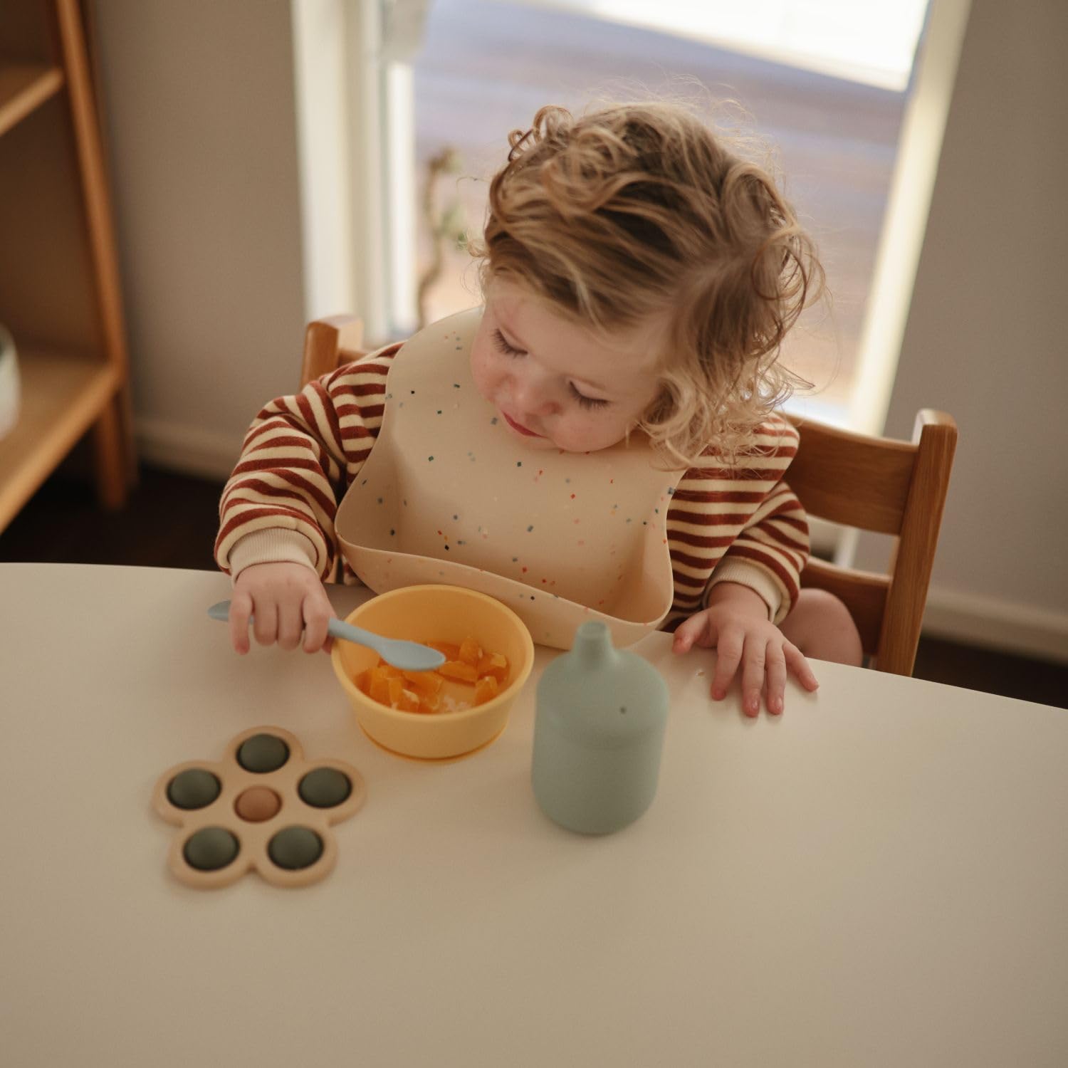 mushie Silicone Baby Feeding Spoons  2 Pack (Daffodil)