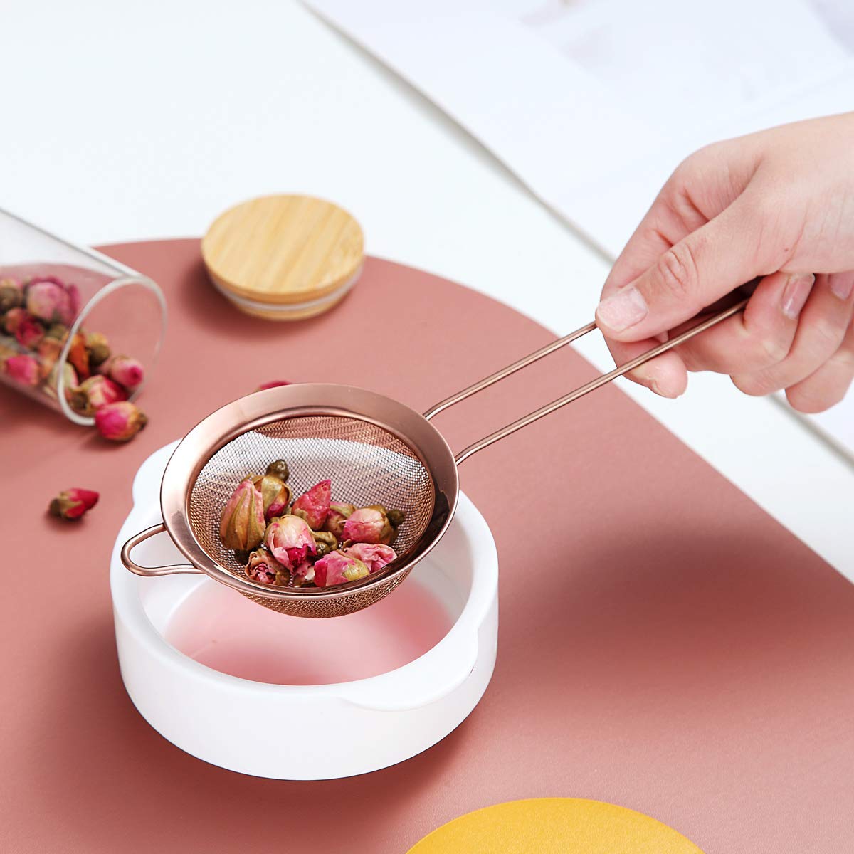 Kyraton Rose Gold Fine Mesh Strainer 3 Pieces Set, Copper Flour Sifter For Baking, Stainless Steel Clander, Matcha Tea Strainer,