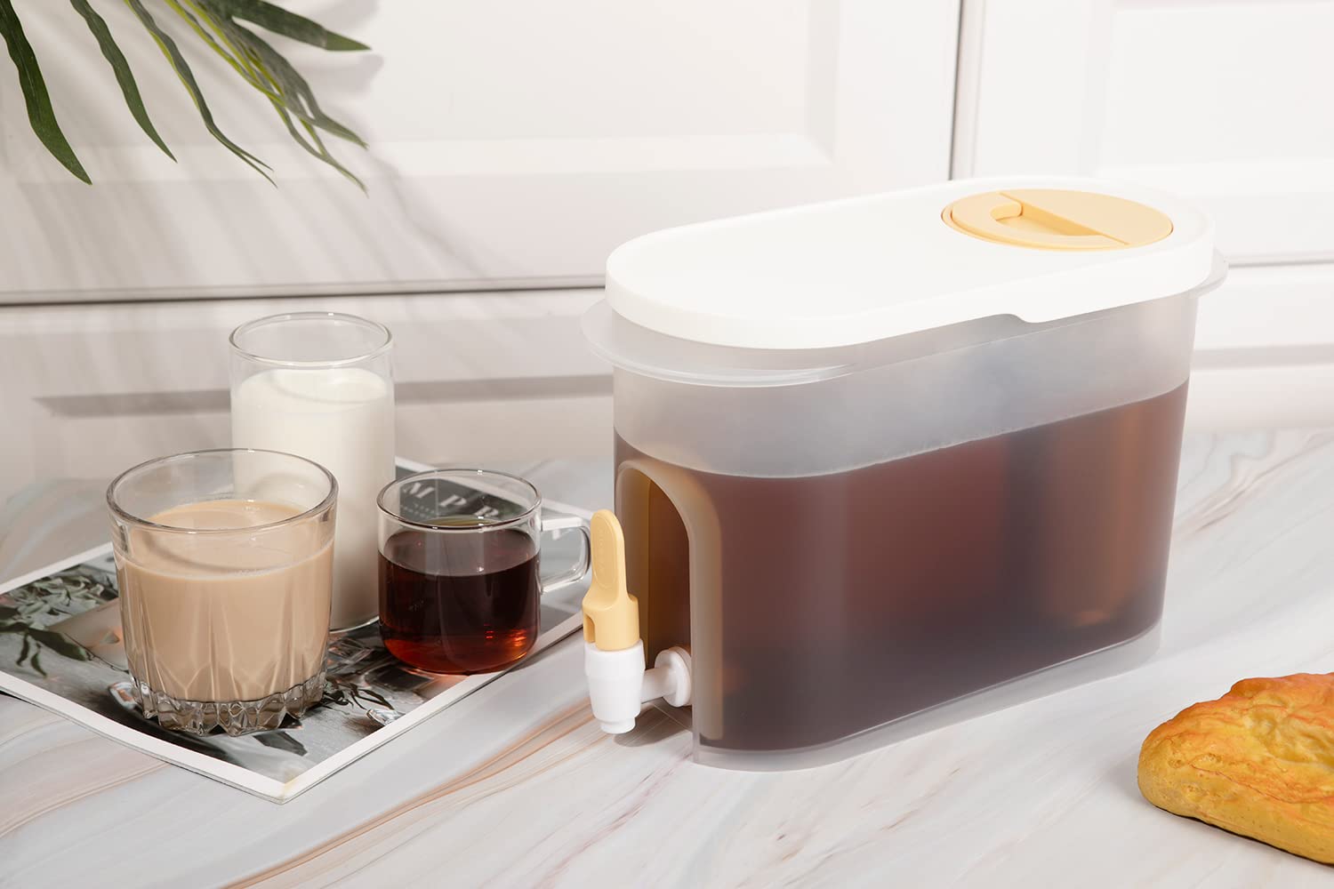 Baraiser Cold Brew Coffee Maker, 3/4 Gallon Iced Coffee Maker With Ultra-Fine Mesh Steel Filter And Spigot, White