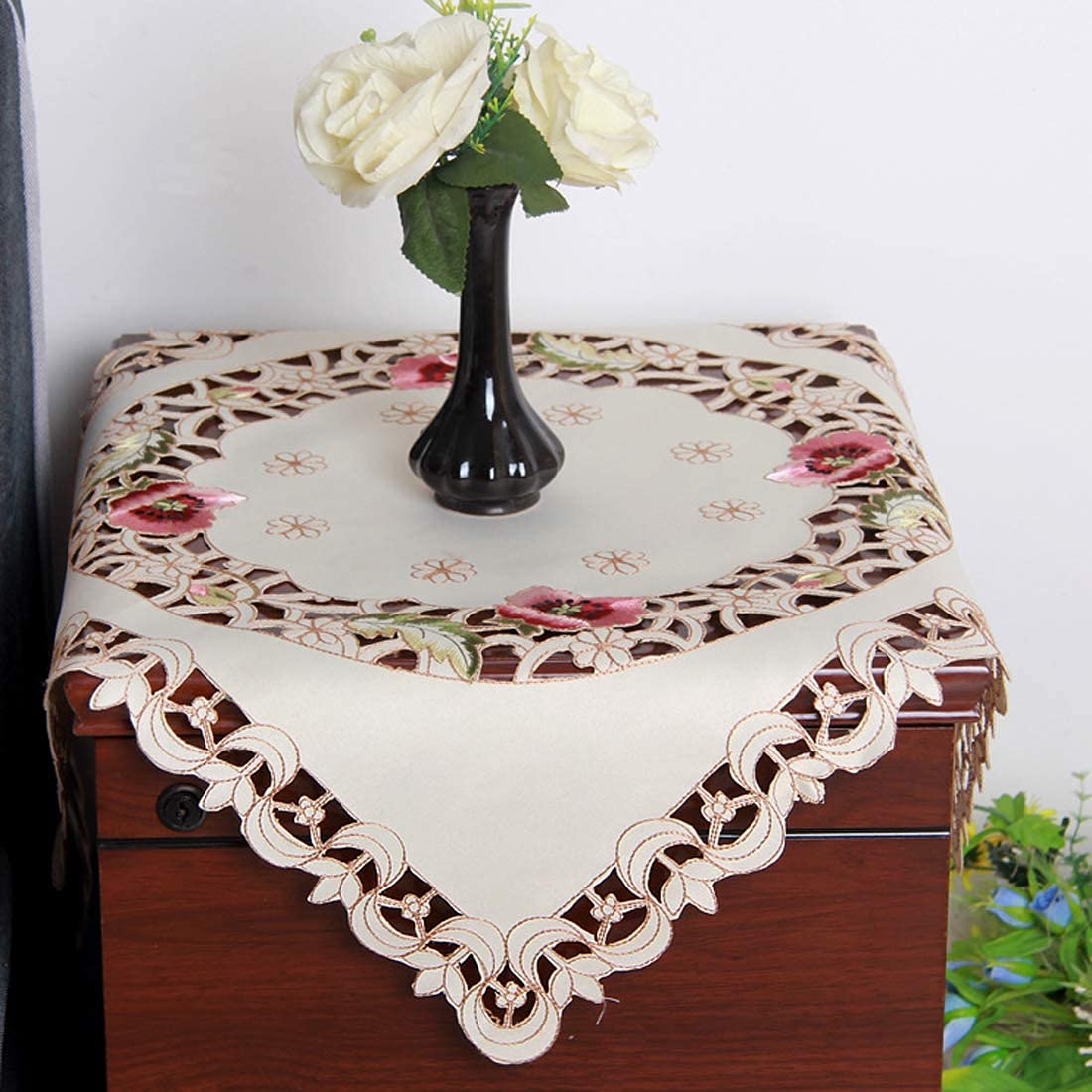 Lelehome 57 Inch Square Flower Embroidered Tablecloth, Vintage Classic Tassel Floral Beige Table Cloth Home Decor Dining Table C