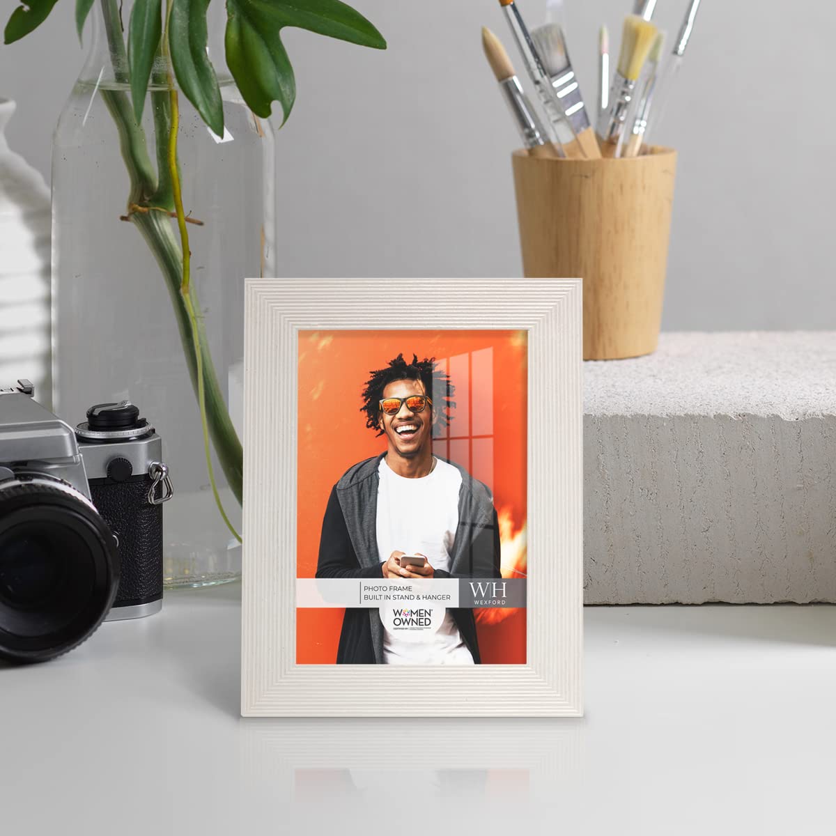 Renditions Gallery 3.5x5 inch Picture Frame Modern Style Wood Pattern and High Definition Glass Ready for Wall and Tabletop Phot