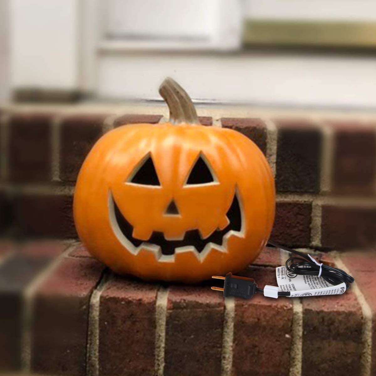10 Plastic Pumpkin Halloween Pumpkin Lantern Jack o Lanterns Light Up Pumpkin Decorations Lighted Pumpkin with LED Bulb Indoor/O