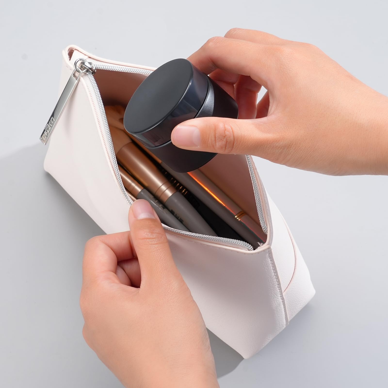 Overnews 2Oz Amber Glass Jar Travel Size, 4Pcs Empty Cosmetic Lotion Container With Black Lid & Spatula, Small Mini Jar For Beau