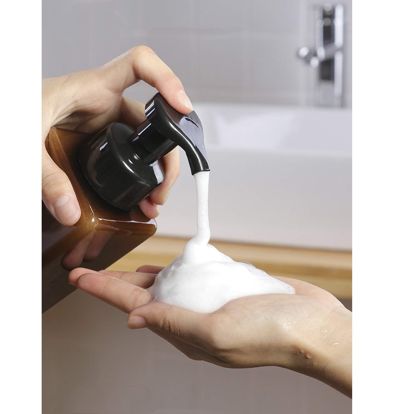 Uujoly Foaming Soap Dispenser 650Ml (22Oz) Refillable Plastic Pump Bottle For Liquid Soap, Shampoo, Body Wash (2 Pcs) (Amber)