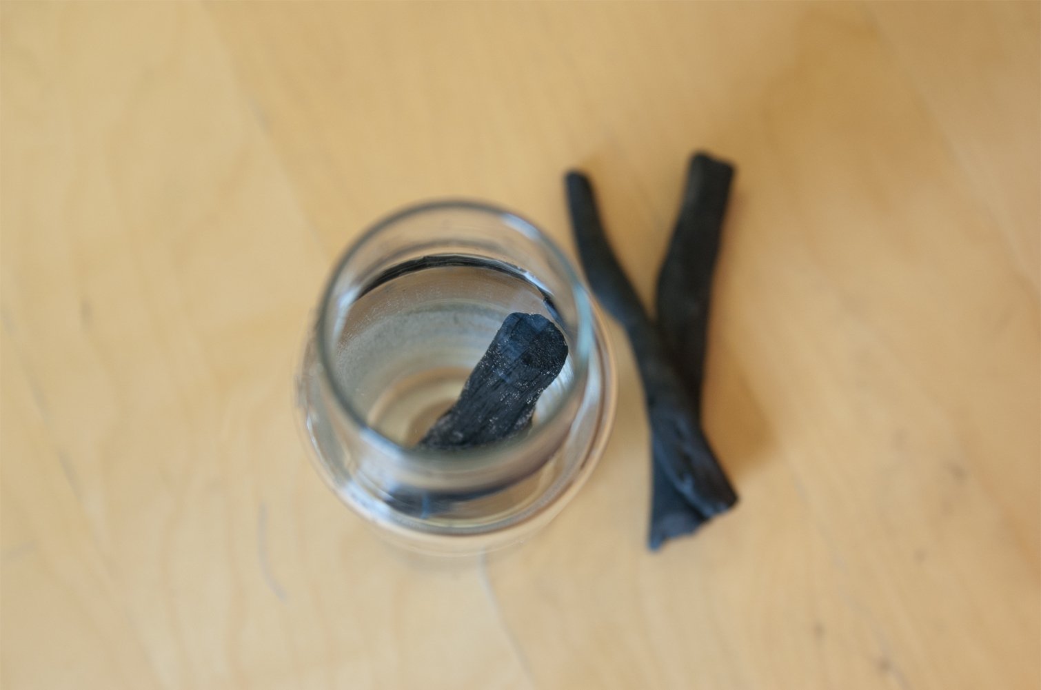 Binchotan Charcoal - Water Purifying Sticks For Great-Tasting Water From Kishu, Japan - Each Stick Filters Up To 2 Liters Of Wat
