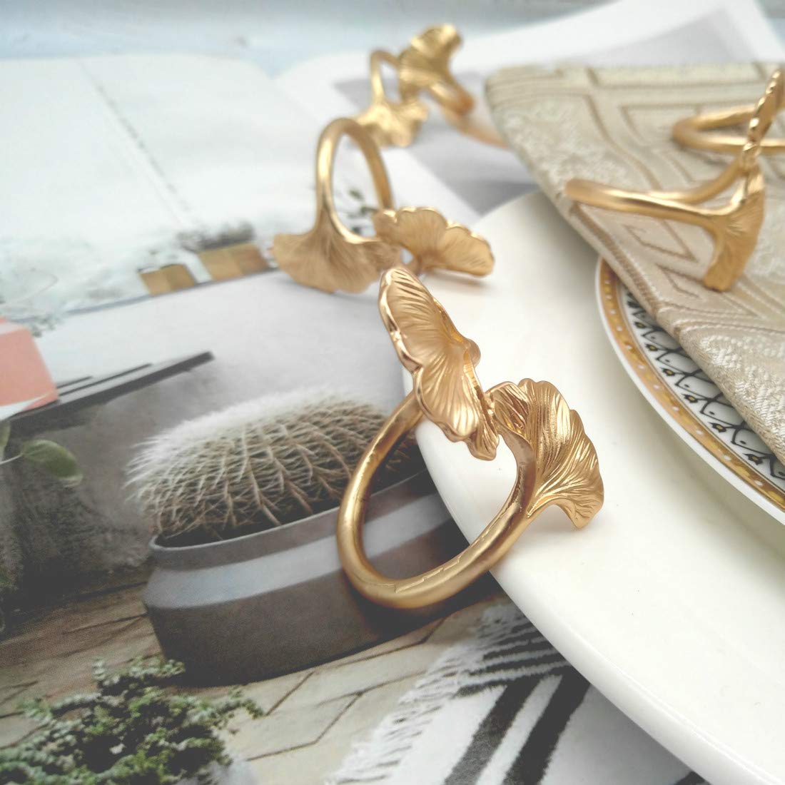 Joyindecor Ginkgo Leaf Napkin Rings - Set Of 6 Natural Metal Napkin Holders For Wedding Party And Daily Use, A Beautiful Complem
