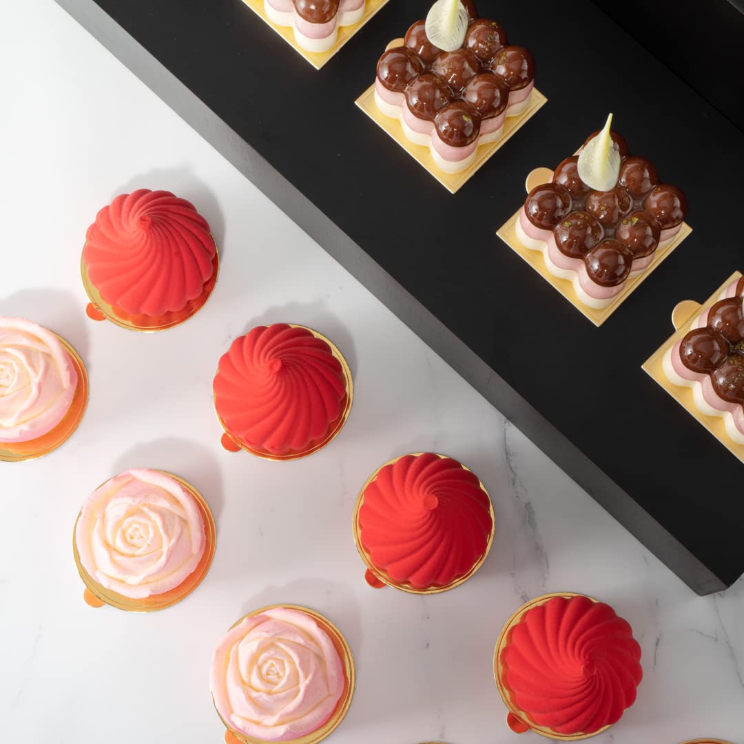 Restaurantware 3 Inch Mini Cake Boards 200 Round Single Portion Cake Boards - Built-In Tab For Dessert Displays Gold Paper Small