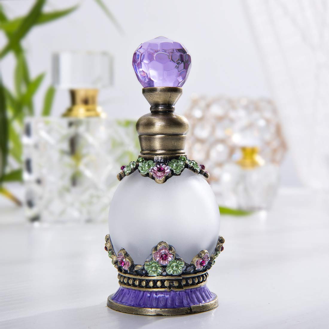 Yu Feng 15Ml Antique Crystal Glass Perfume Bottle Small Flower Embelished Fancy Retro Round Refillable Fragrance Bottle Scent Bo