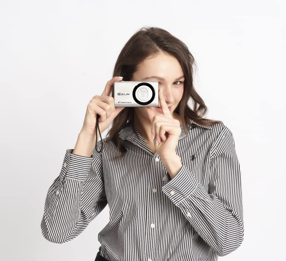 Binocktails Bev-Cam 5 Oz Camera Flask