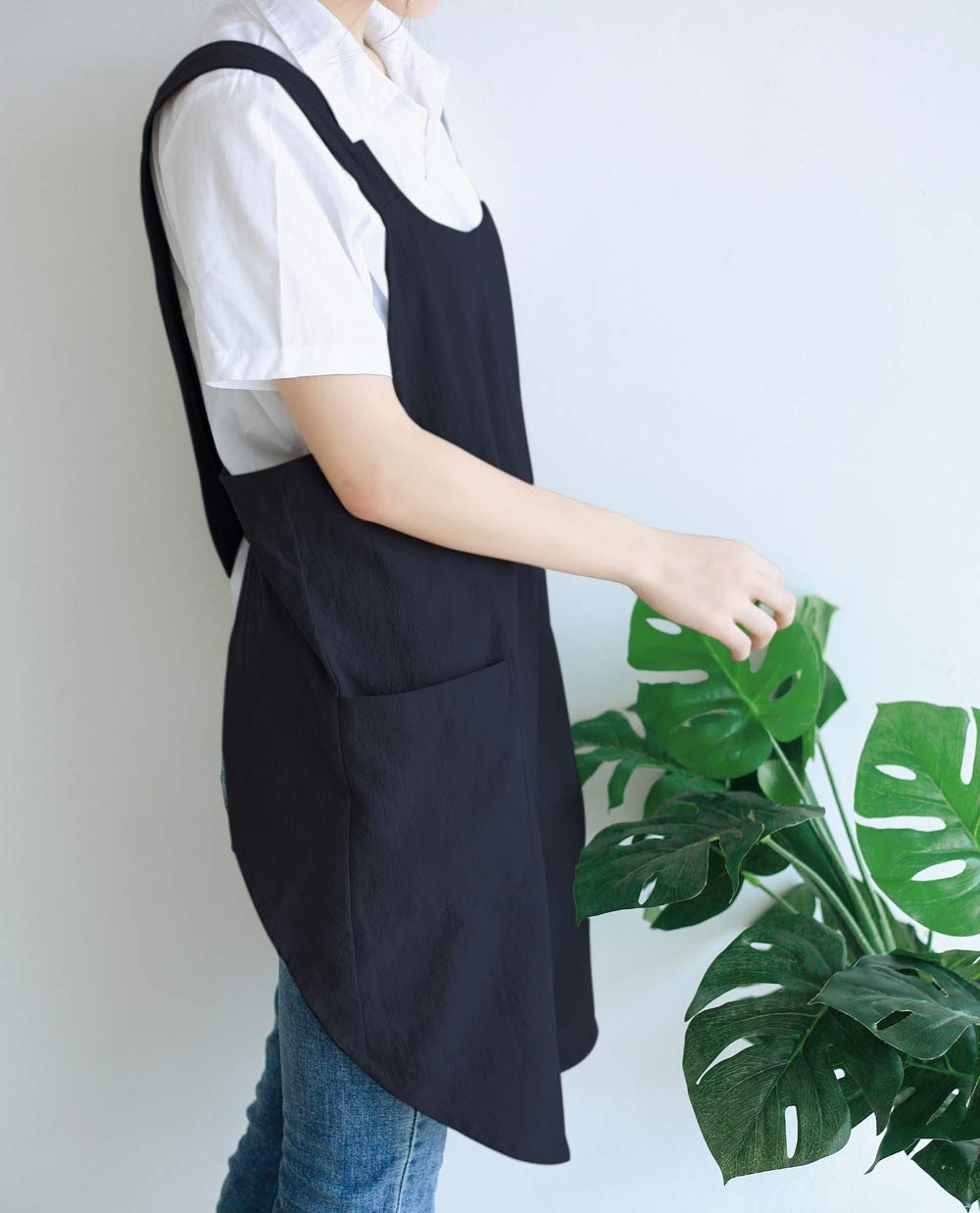 Newgem Japanese Linen Cross Back Kitchen Cooking Aprons For Men With Pockets For Baking Painting Gardening Cleaning Black
