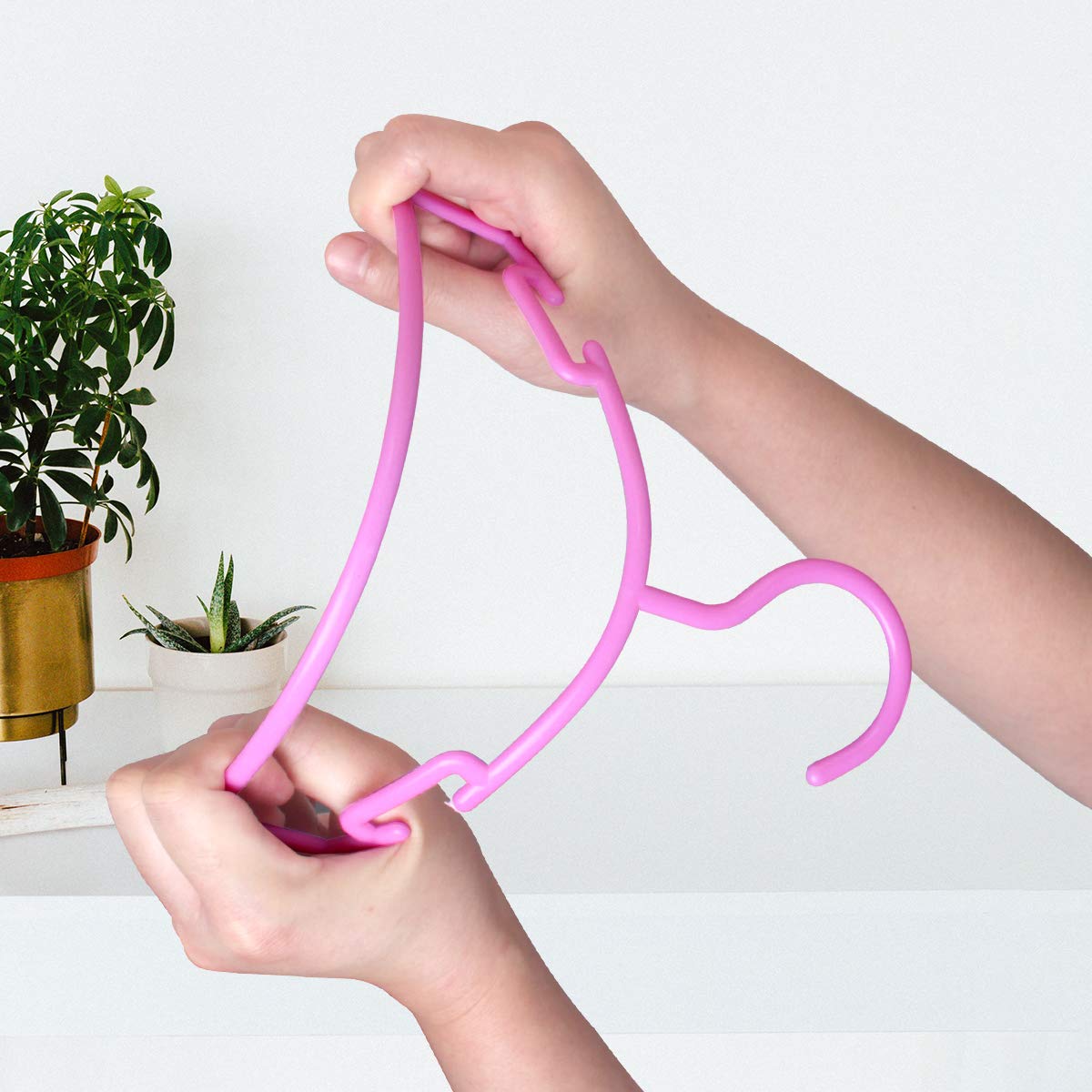 Goodtou Pink Baby Hangers, 100Pack Kids Hangers Plastic Baby Clothes Hangers For Closet Infant Hangers Child Hangers Children Ha