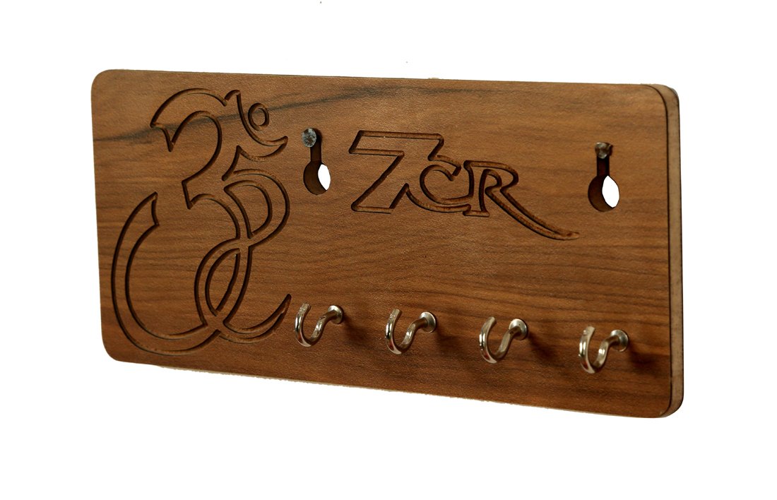 7cr Wooden Wall Key Holder  (22x12 cm, Brown)