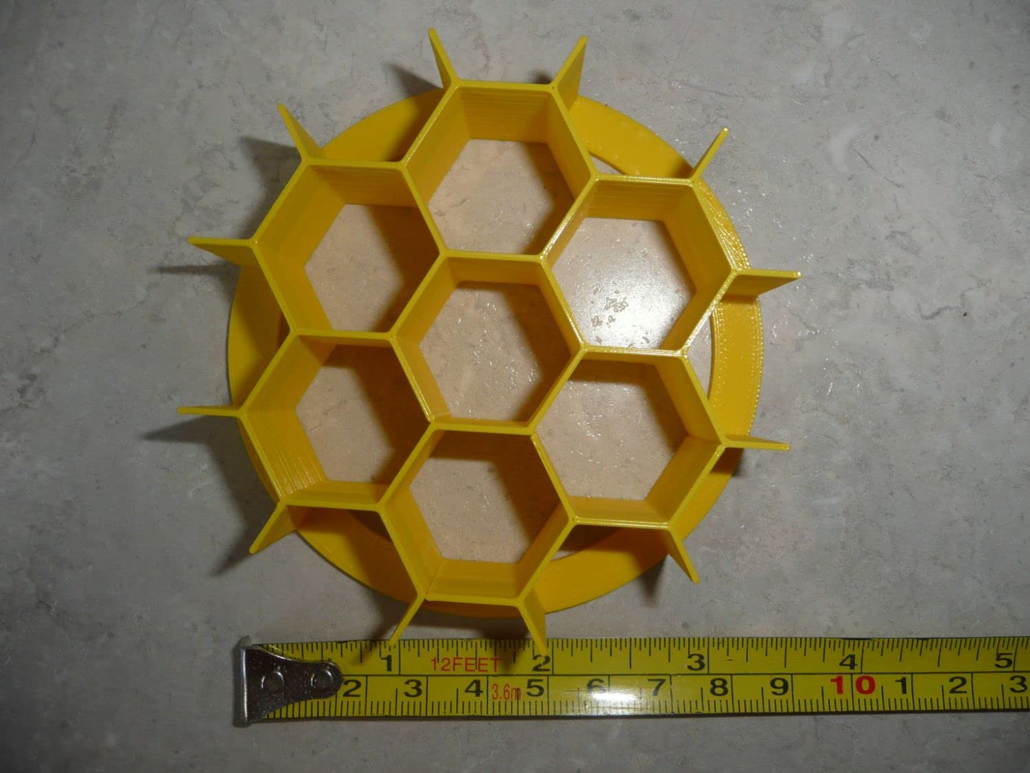 Yngllc Honeycomb Design Pattern Concha Cutter Mexican Sweet Bread Stamp Made In Usa Pr4626, Yellow
