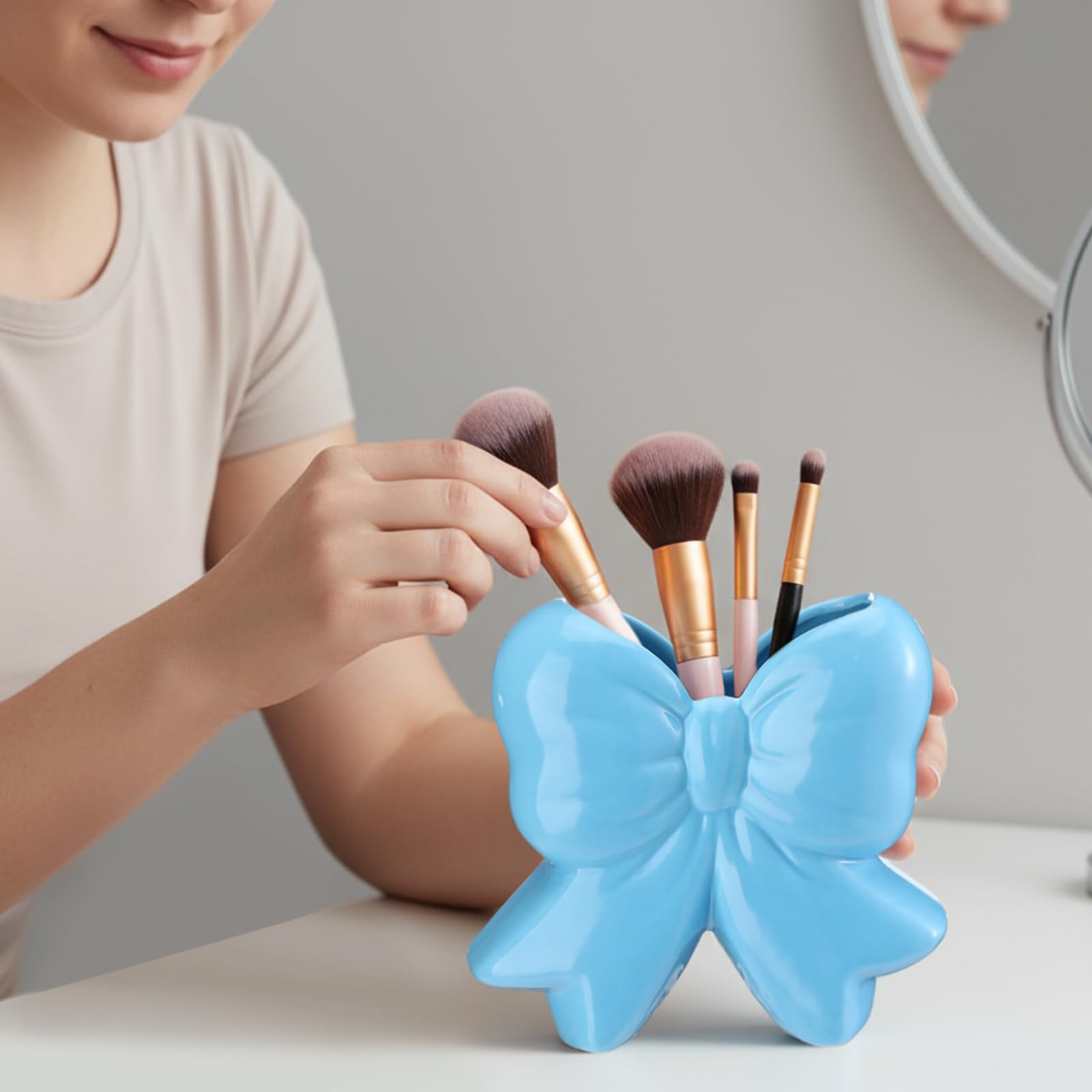 Jingmore Bow Vase Coquette Ceramic Vase Blue Pen Holder Makeup Brush Holder Contemporary Design Decorative Women Gift for Christ
