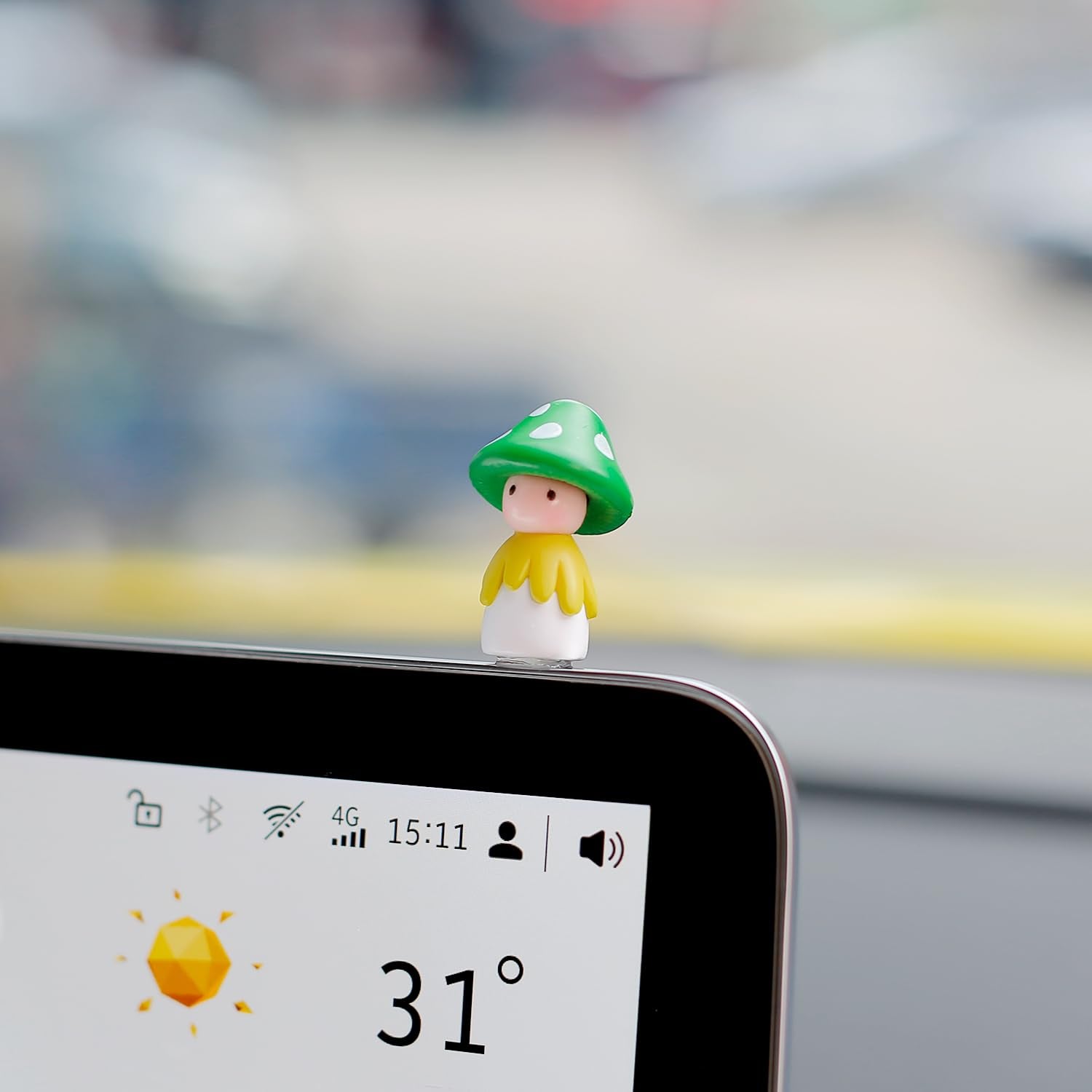 Ygmoner Car Interior Mini Mushroom Frigurines Dashboard Decorations Pack Of 4 Cute Decoration For Vehicle Room Cake (Mushroom)