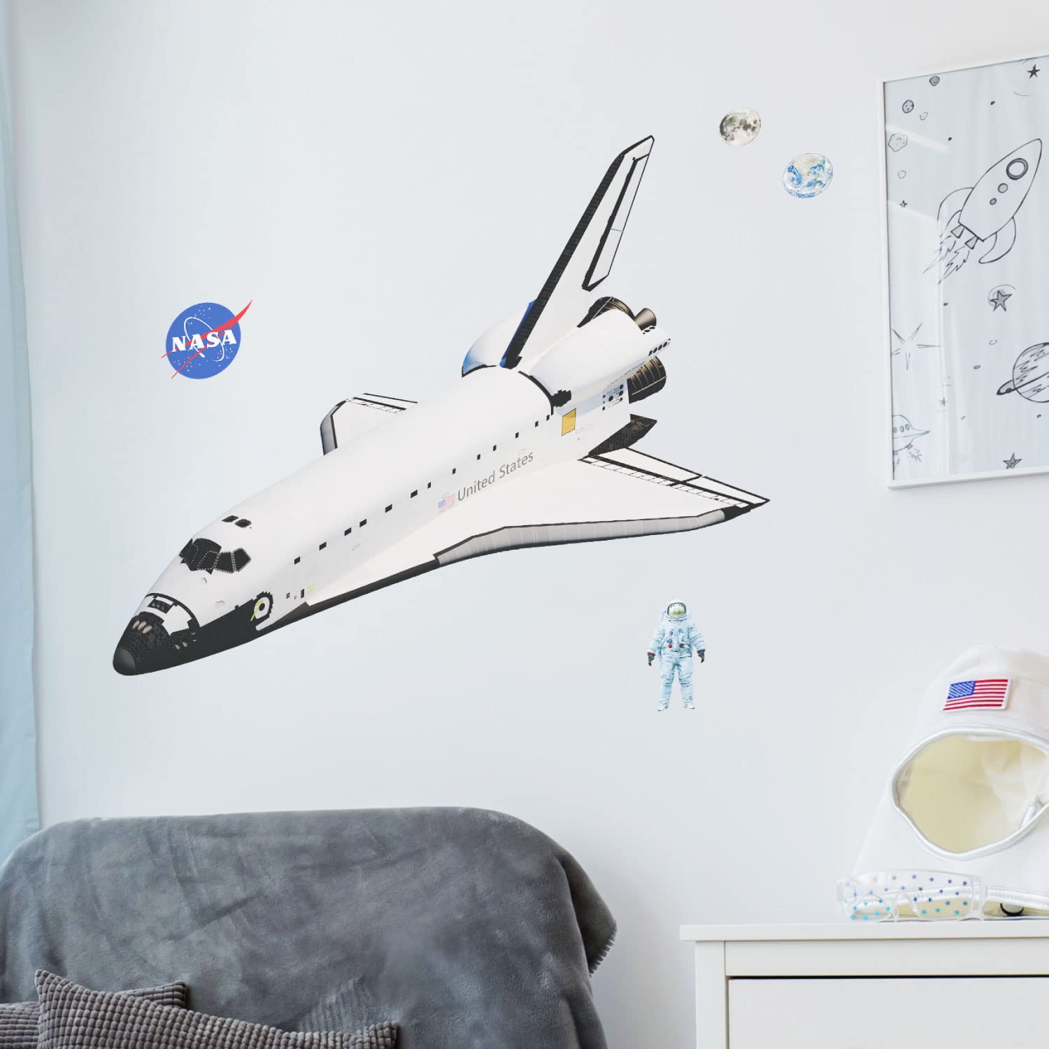 Wall Palz Nasa Space Shuttle Wall Decal - Spaceship Bedroom Decor With 3D Augmented Reality Interaction - 26'' Space Shuttle Roo